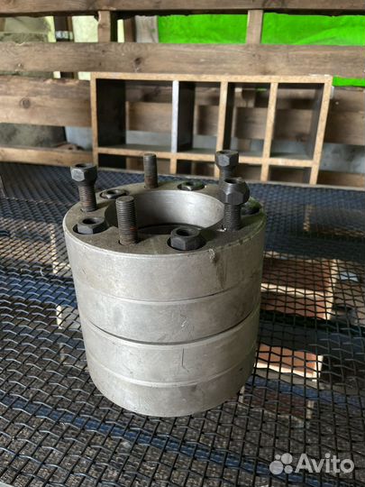 Ступичная проставка 5х114.3 40мм. цо110мм