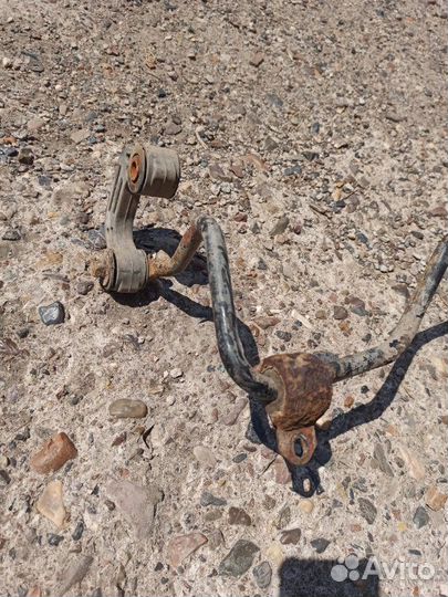 Стабилизатор задний Subaru Legacy B10 EJ22 2200CC