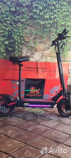 Самокат взрослый электрический бу 1 месяц