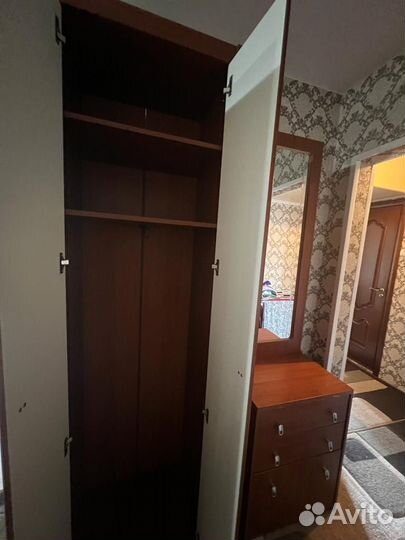Шкаф прихожая бу