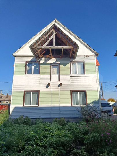 Коттедж 140 м² на участке 6 сот.