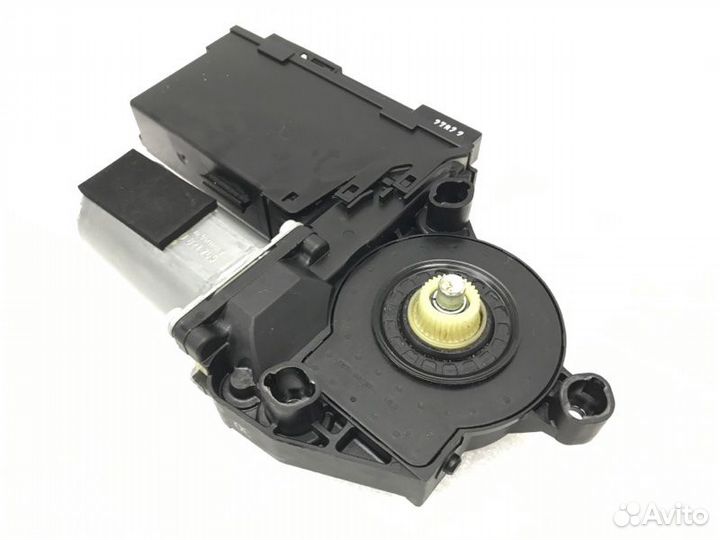 Мотор стеклоподъемника передний правый Audi A8 D3