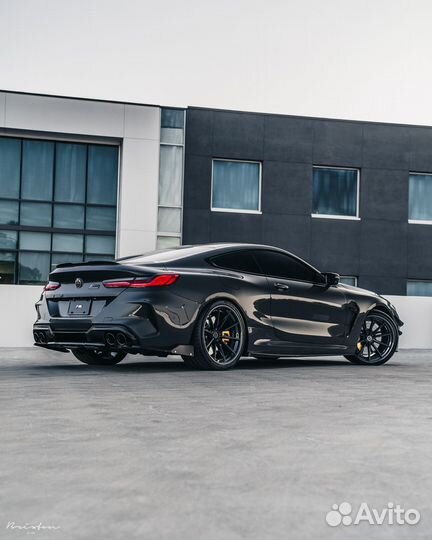 Кованые диски Anvil Wheels R21 на Porsche Macan