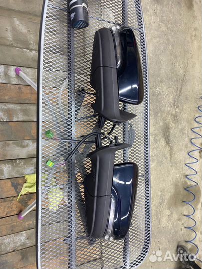 Зеркала боковые с повторителями Granta