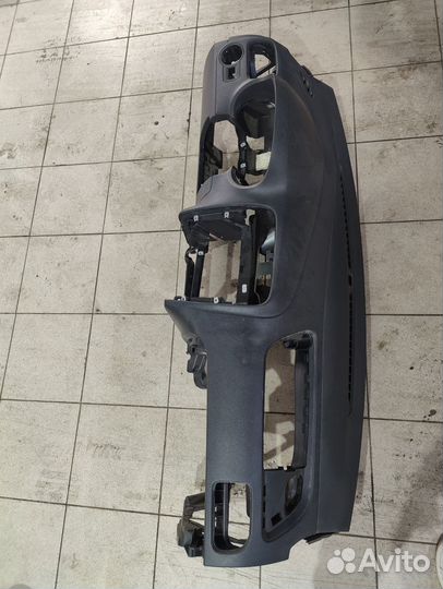 Панель vw polo седан