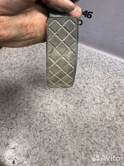 Педаль газа Skoda Fabia 2 хэтчбек 1.2 BZG