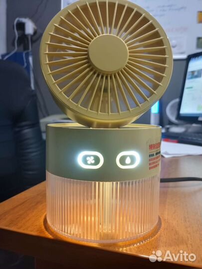 Вентилятор настольный с увлажнителем