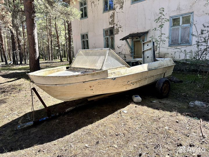 Моторная лодка Крым