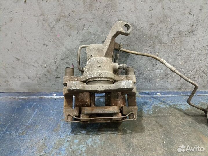 Суппорт задний правый Jaguar Xf X250