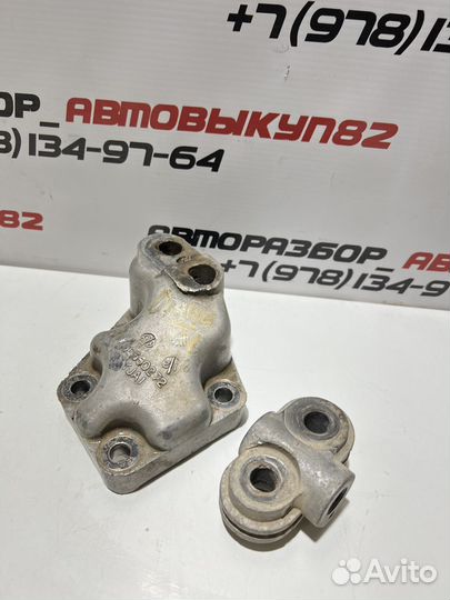 Кронштейн опоры двигателя Chevrolet Lacceti