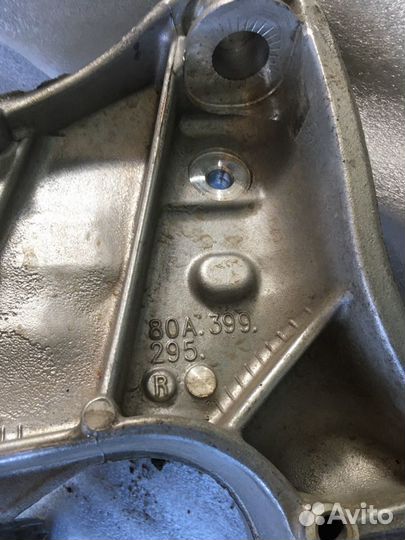 Audi Q5 FY 80 A Кронштейн подрамника