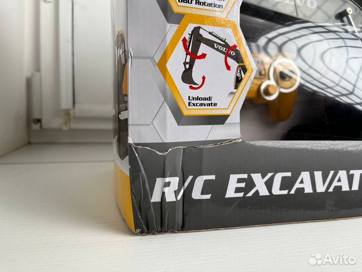 Радиоуправляемый экскаватор Double Eagle Volvo