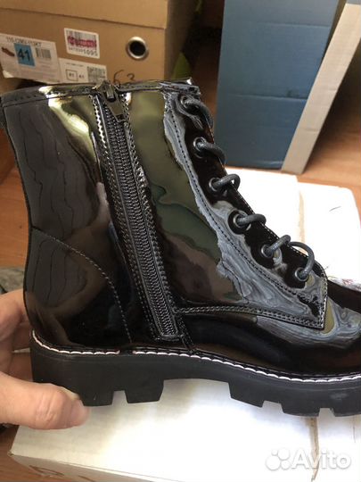 Новые ботинки для девочек