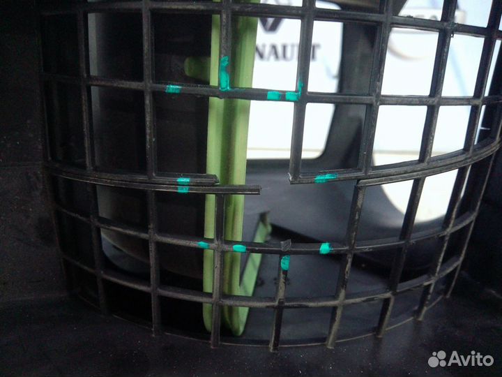 Заслонка воздушная Renault duster 2