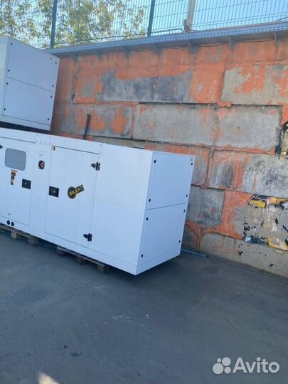 Дизельный генератор 22 кВт Amp