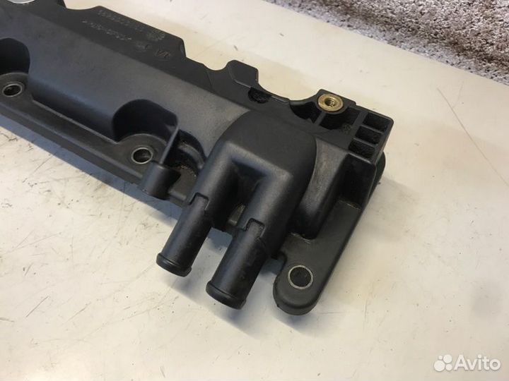 Клапанная крышка Peugeot 406 седан 1.8 2000