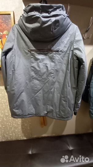 Куртка демисезонная женская 44 46