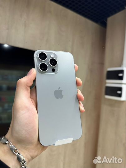 iPhone 15 Pro Max, 256 ГБ