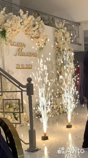 Фотозона с фонтаном