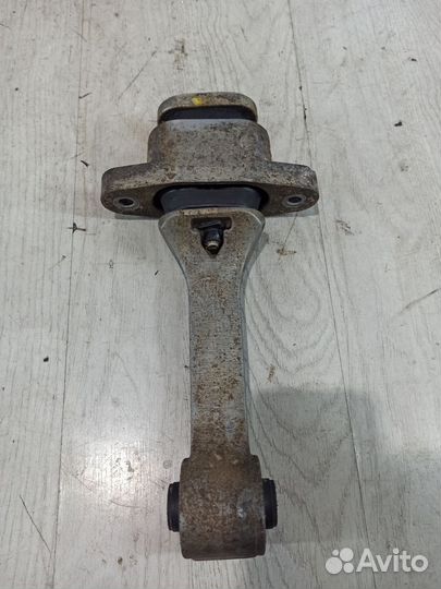 Кронштейн опора крепления кпп коробки передач Kia