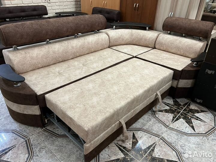 Диван угловой новый