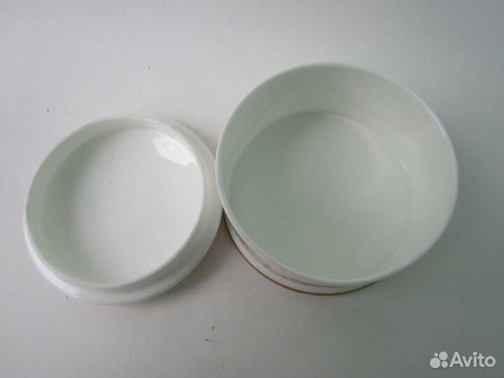 Шкатулка цветы костяной фарфор 40 лет англия