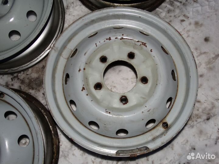 Диски штампы на ниву r16