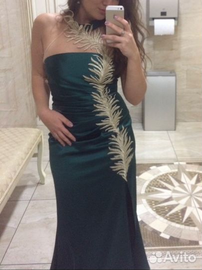 Вечернее платье