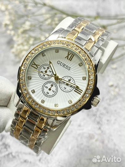 Наручные часы Guess женские