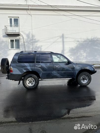 Toyota Land Cruiser 4.2 МТ, 2005, 350 000 км