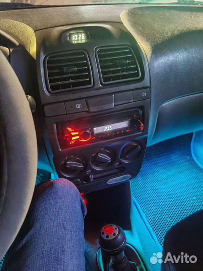 Hyundai Accent, 2005