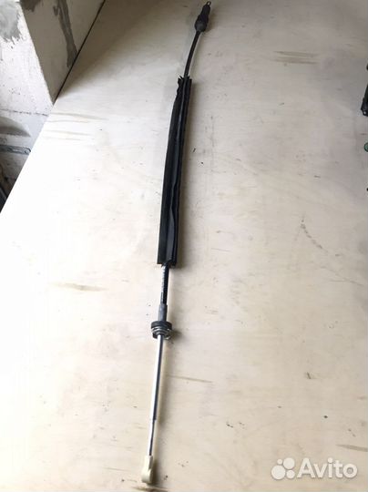 Трос селектора АКПП 3Q0713266M Passat B8