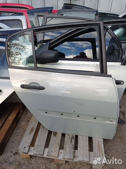 Renault megane 2 дверь