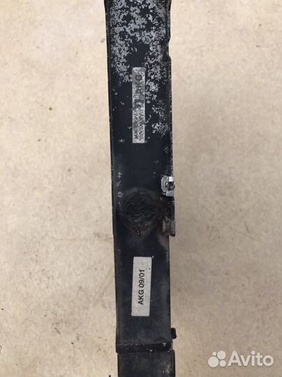 Основной радиатор audi 80 2,3