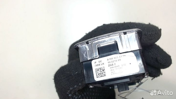 Кнопка стеклоподъемника Mercedes ML W166 2011, 201