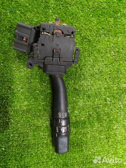 Подрулевой переключатель поворотников Toyota Wish