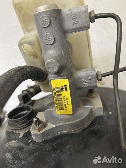 Вакуум в сборе на BMW 5