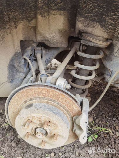 Задняя ходовая Toyota crown 180