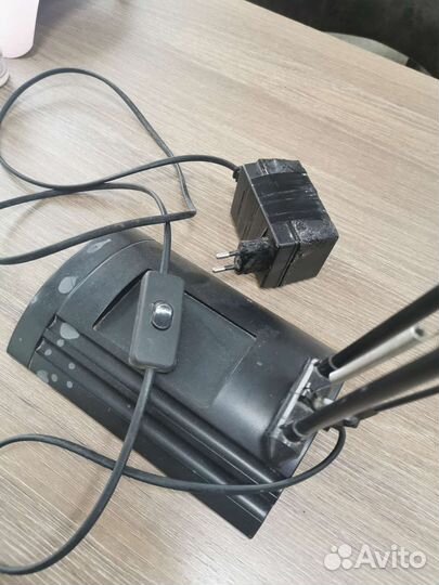 Лампа настольная