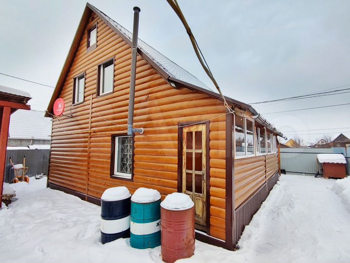 Дом 102 м² на участке 4,5 сот.