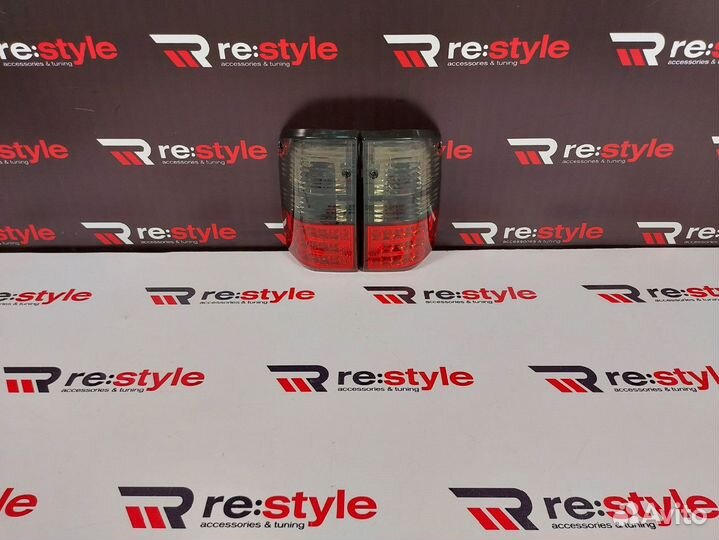 Стопы Nissan Patrol 60 Красно-Черные Диодные U2575