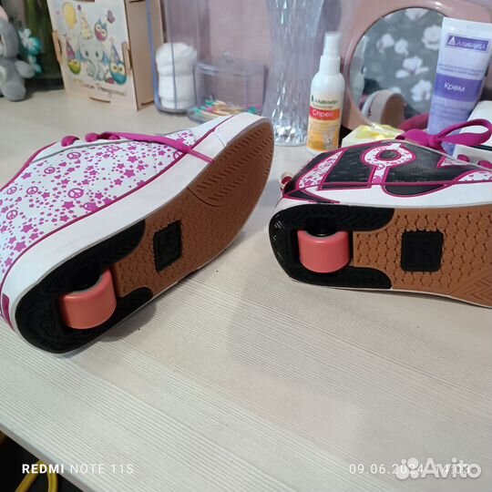 Роликовые кроссовки для девочки