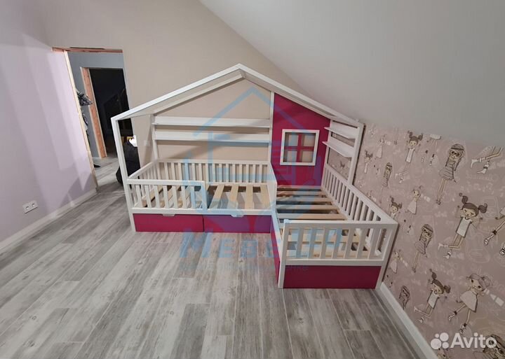 Детская кровать домик