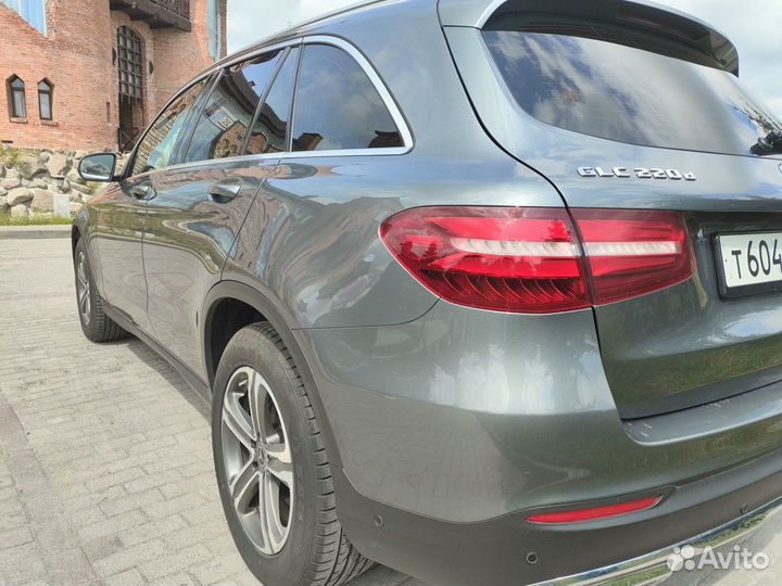 Аренда Mercedes-Benz GLC220 без водителя