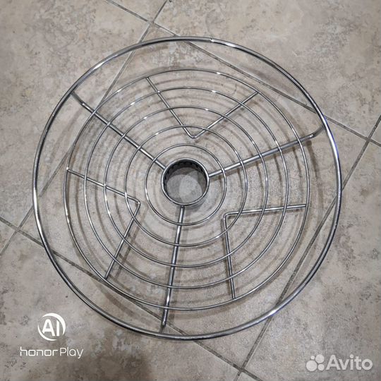 Полки для барной стойки