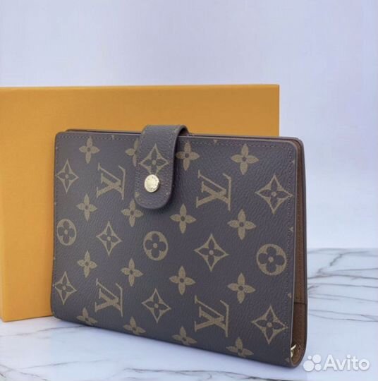 Ежедневник LV