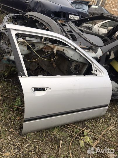 Продам двери Ниссан Примера Р11