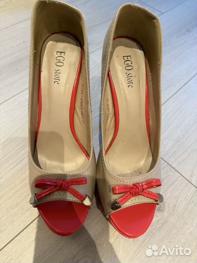 Босоножки женские 39 размер