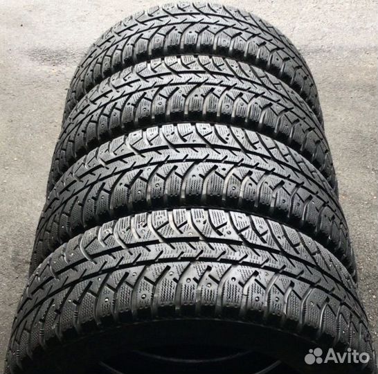 Bridgestone Ice Cruiser 7000S 205/55 R16