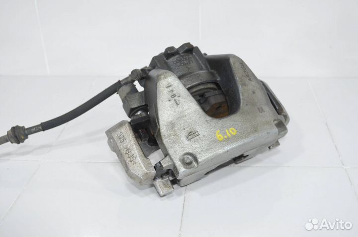 Суппорт тормозной передний правый Range Rover